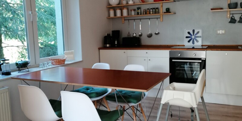 Ferienwohnung 1 mit Kinderhochstuhl für die kleinen Gäste Ferienwohnung 1 mit Kinderhochstuhl für die kleinen Gäste